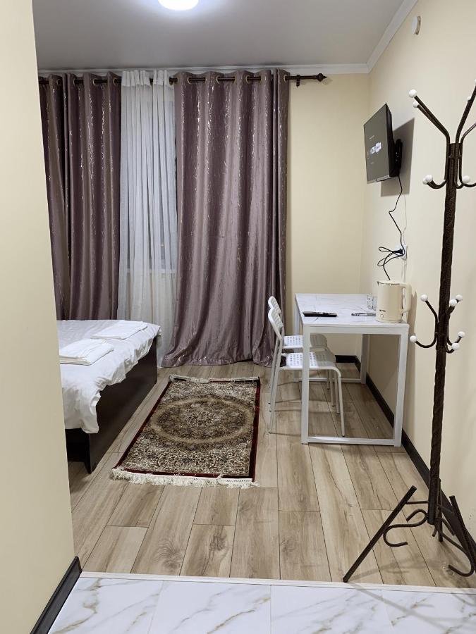 Adi Hotel Bichkek Extérieur photo